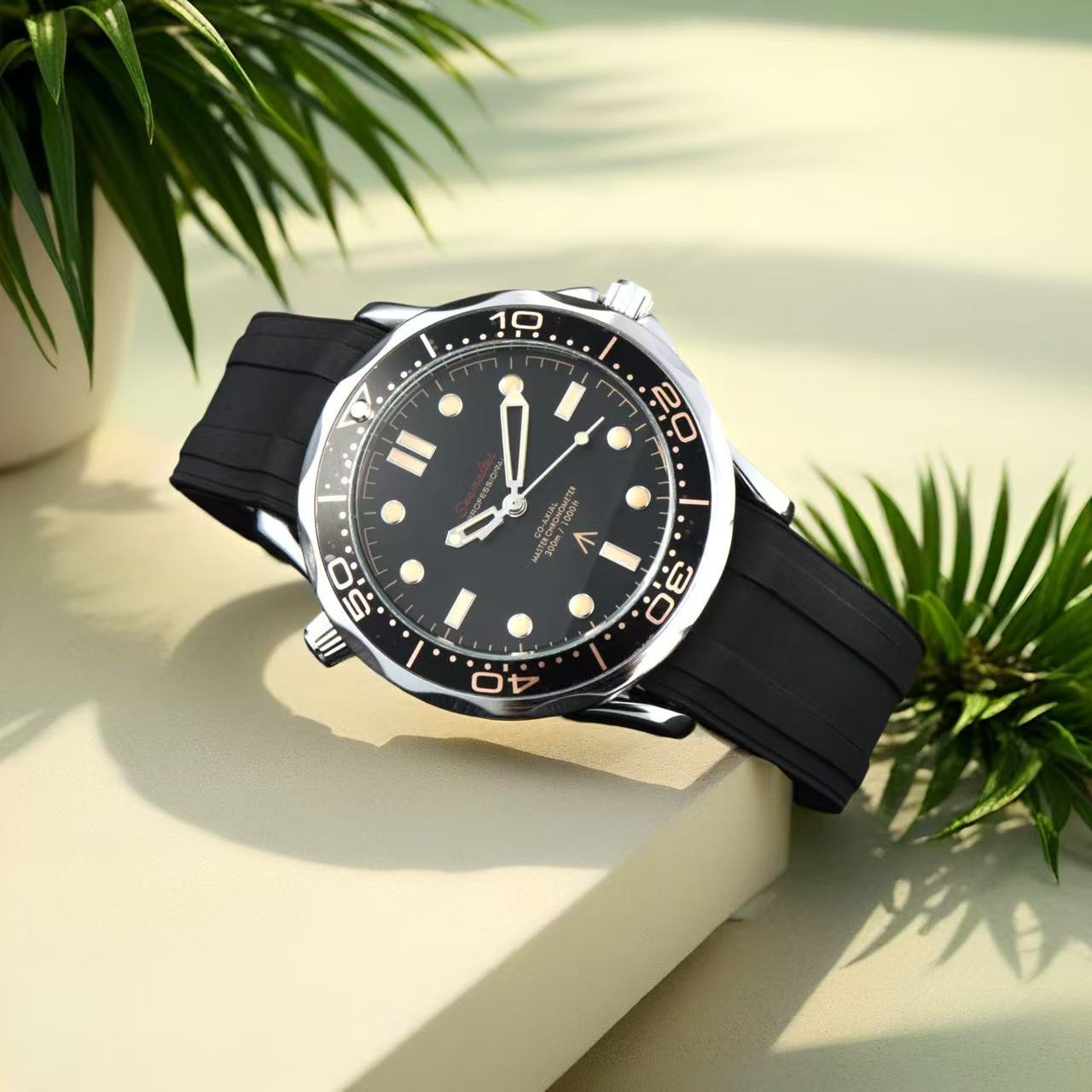 Luxury Watch With Rubber Strap - Fashion men's Watch Business Casual Luxury