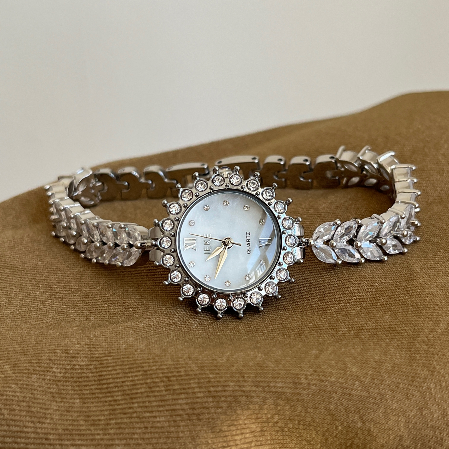 Luxury new chain type exquisit – Luxury Watch & Jewellery Recensioni Bewertung und Preis