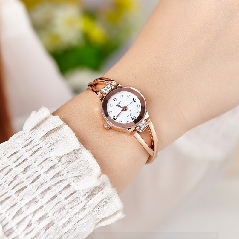 New Trendy Women Bracelet Watc – Lux Watch Bewertung und Preis
