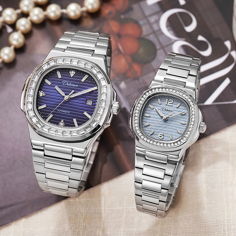 Exquisite And Minimalist Nauti – Luxury Watch With Rubber Strap Bewertung und Preis