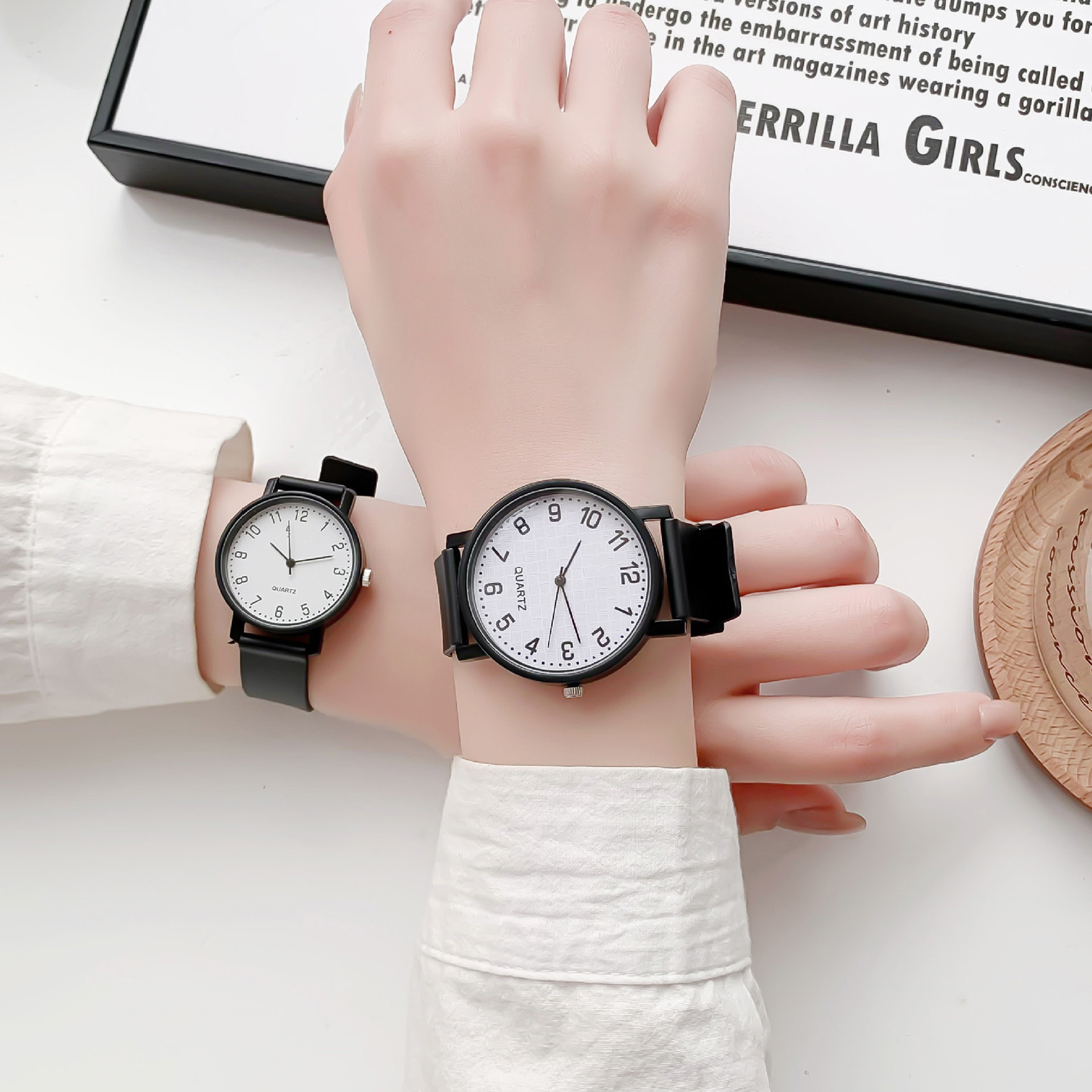Simple Black Watch Quartz Watc – Lux Watch Bewertung und Preis